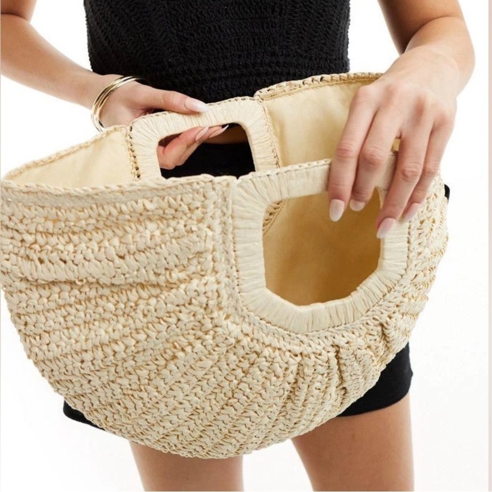 Ramla Crochet Bag - Picture 4 of 8